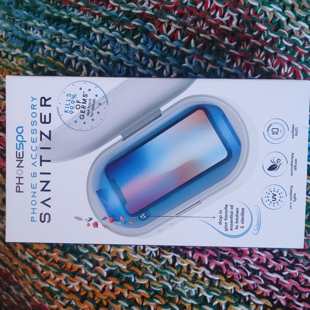 Phone and accessories sanitizer